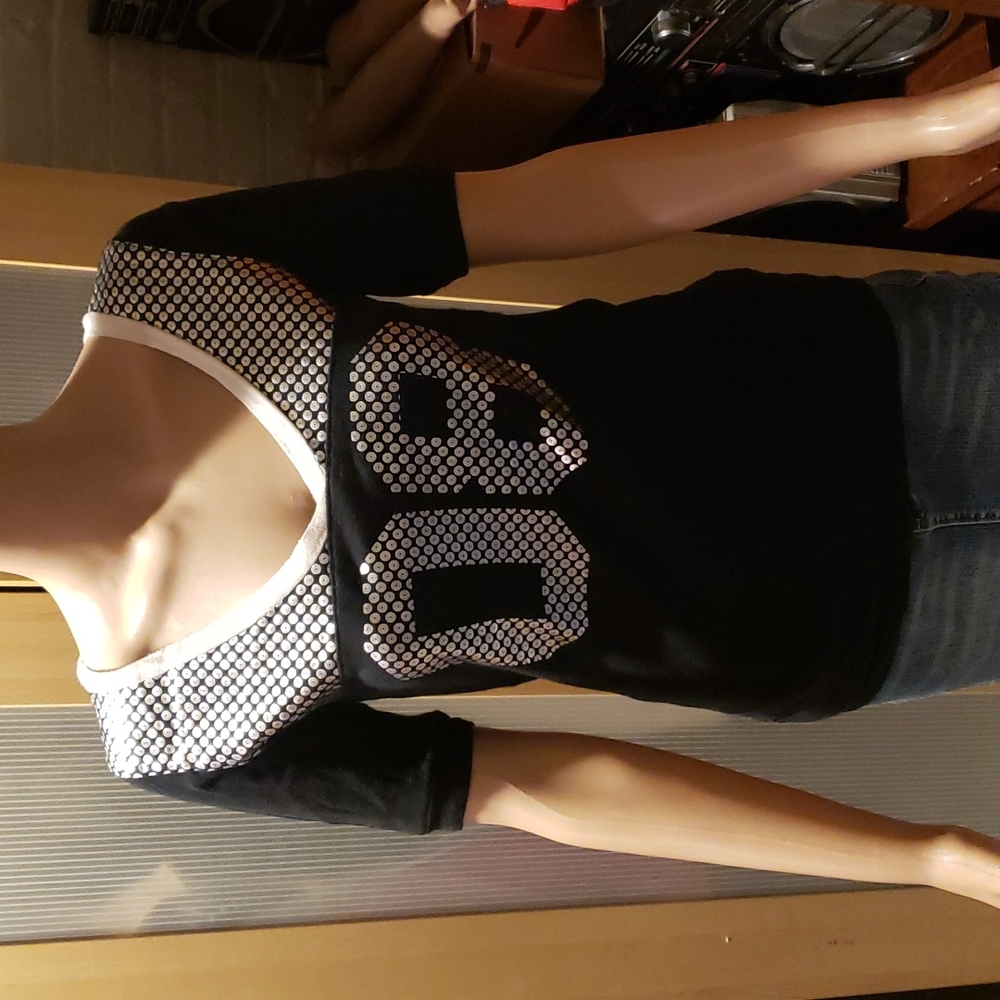 Womens tee - Picture 2 of 5